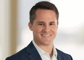 Barnes & Thornburg Adds M&A Partner Robertson in Dallas Office