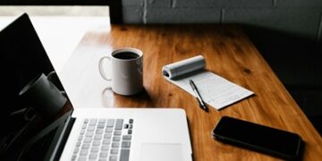 Positioning for the Distressed Cycle: How Turnaround Advisors and Special Situations Lenders Market When Times Are Good